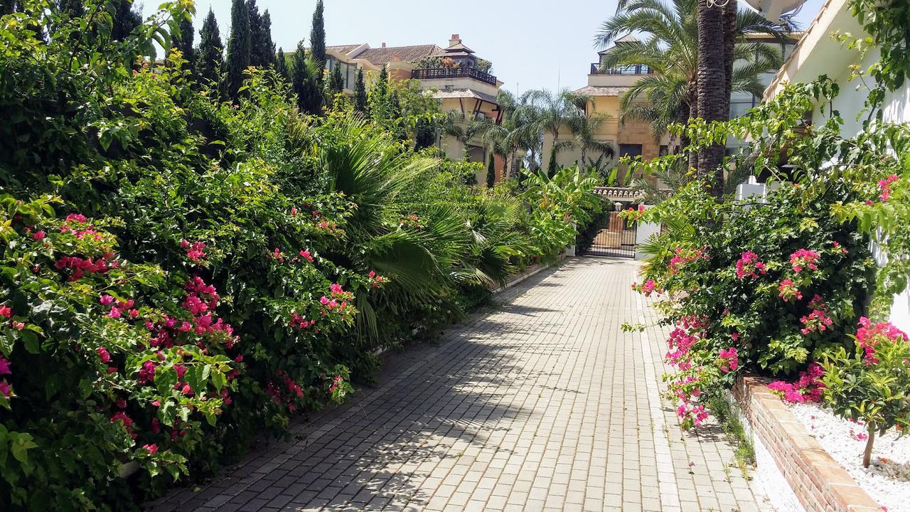 Banus Lodge Marbella Eksteriør bilde